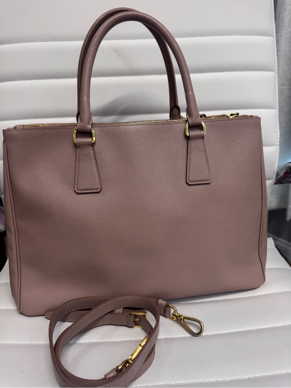 Prada Saffiano Galleria Tote in Dusty Rose - Picture 2 of 14